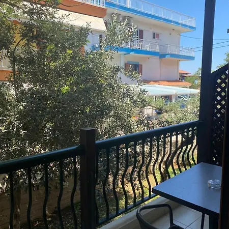מלון Alkionis 2*